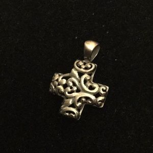 Vintage 925 Sterling silver cross Pendant